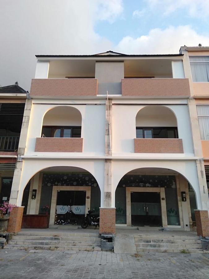 Rumah Wj Rooms And Suites Uluwatu Esterno foto